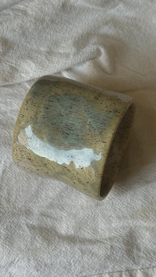 Large Cup